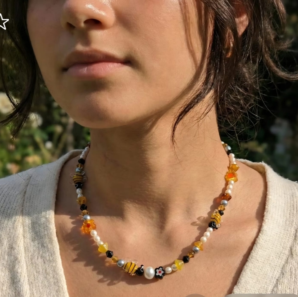 Lampwork glass bee necklace, summer bee necklace, yellow bumblebee necklace